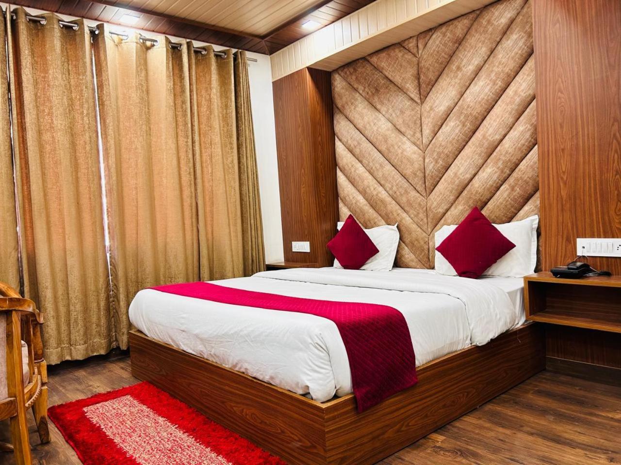Yog Maya Regency B&B Shimla Zewnętrze zdjęcie