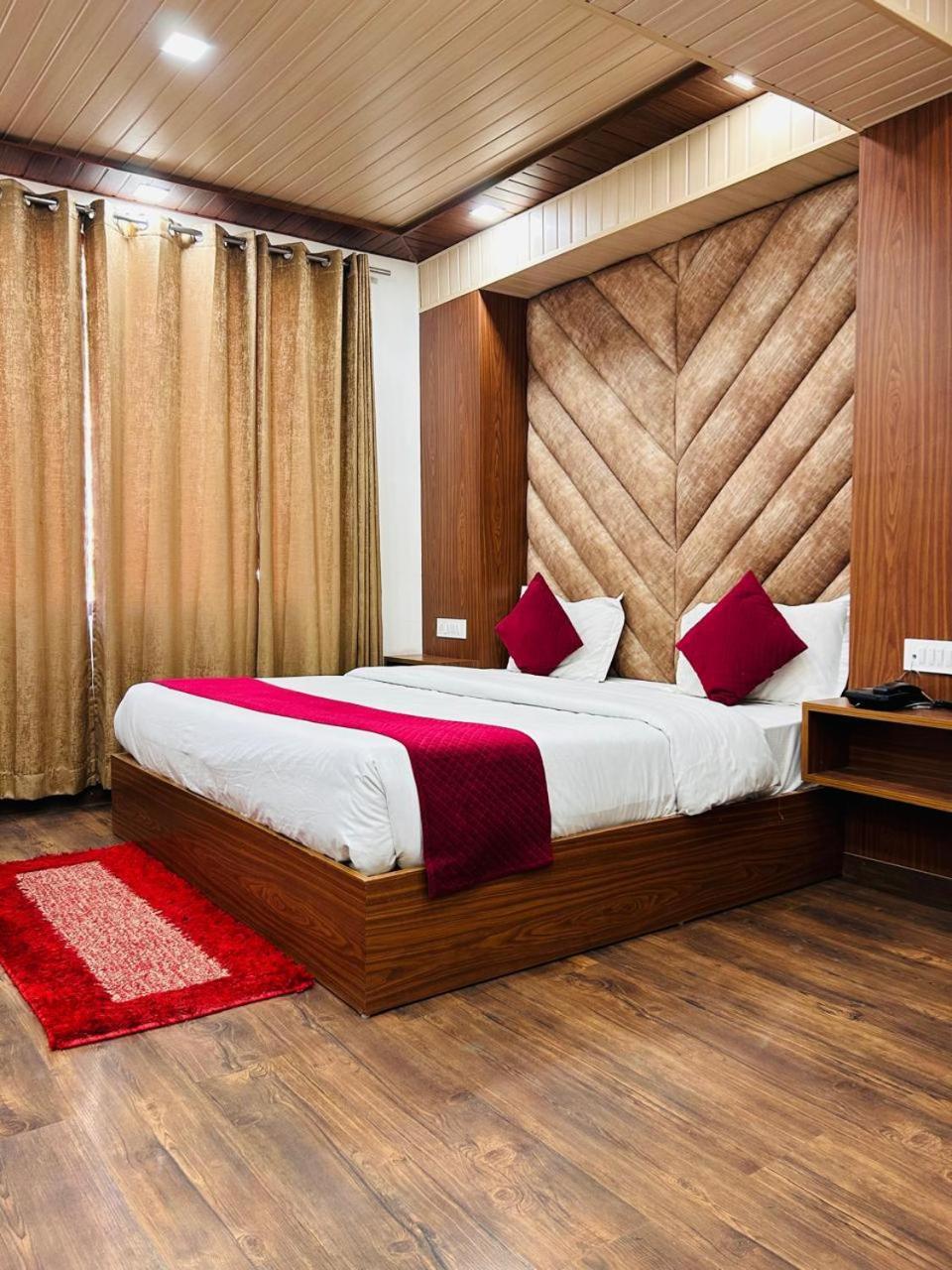 Yog Maya Regency B&B Shimla Zewnętrze zdjęcie