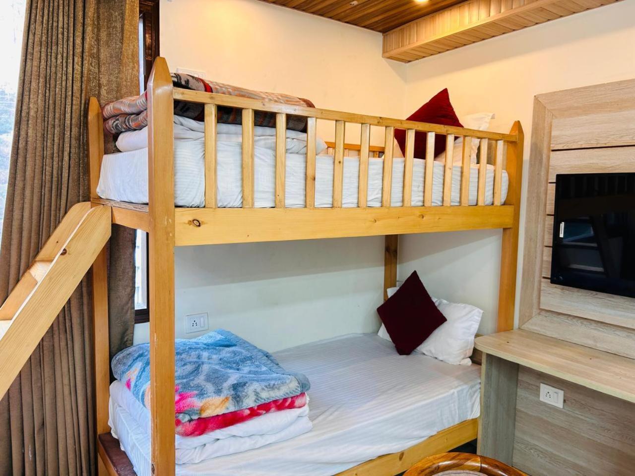 Yog Maya Regency B&B Shimla Zewnętrze zdjęcie